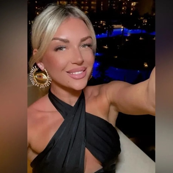 ANTHROPOLOGIE GAZE HOOP GOLD EYES EARRINGS - Picture 3 of 16